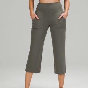 Lululemon Align Wide Leg Crops Size 8 Grey Sage